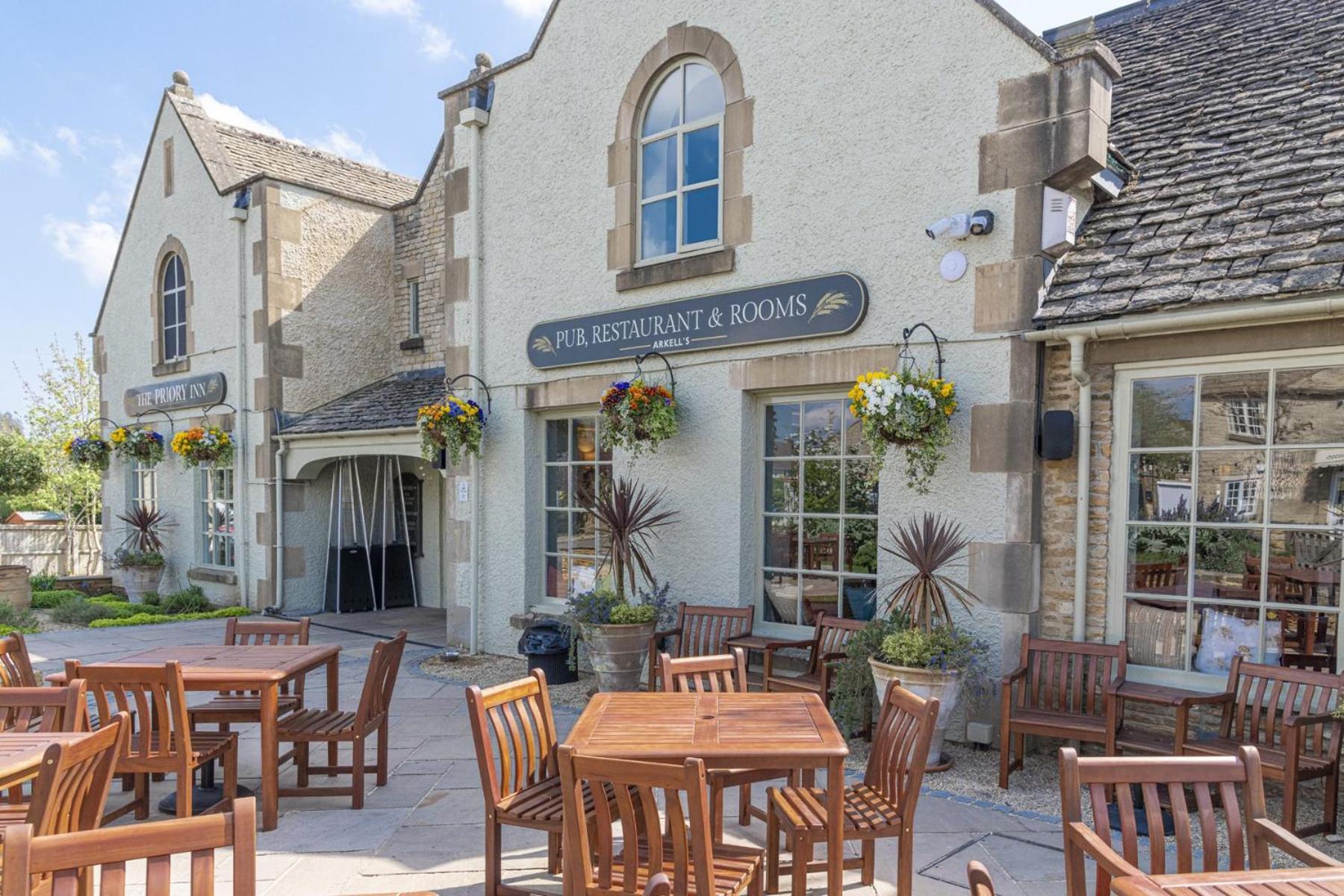 Priory Inn Tetbury Exterior photo